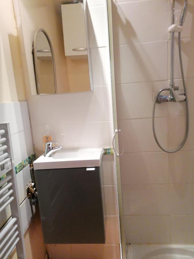 Appartement charmant tout équipé 5mn Rouen Franqueville-Saint-Pierre Exterior foto