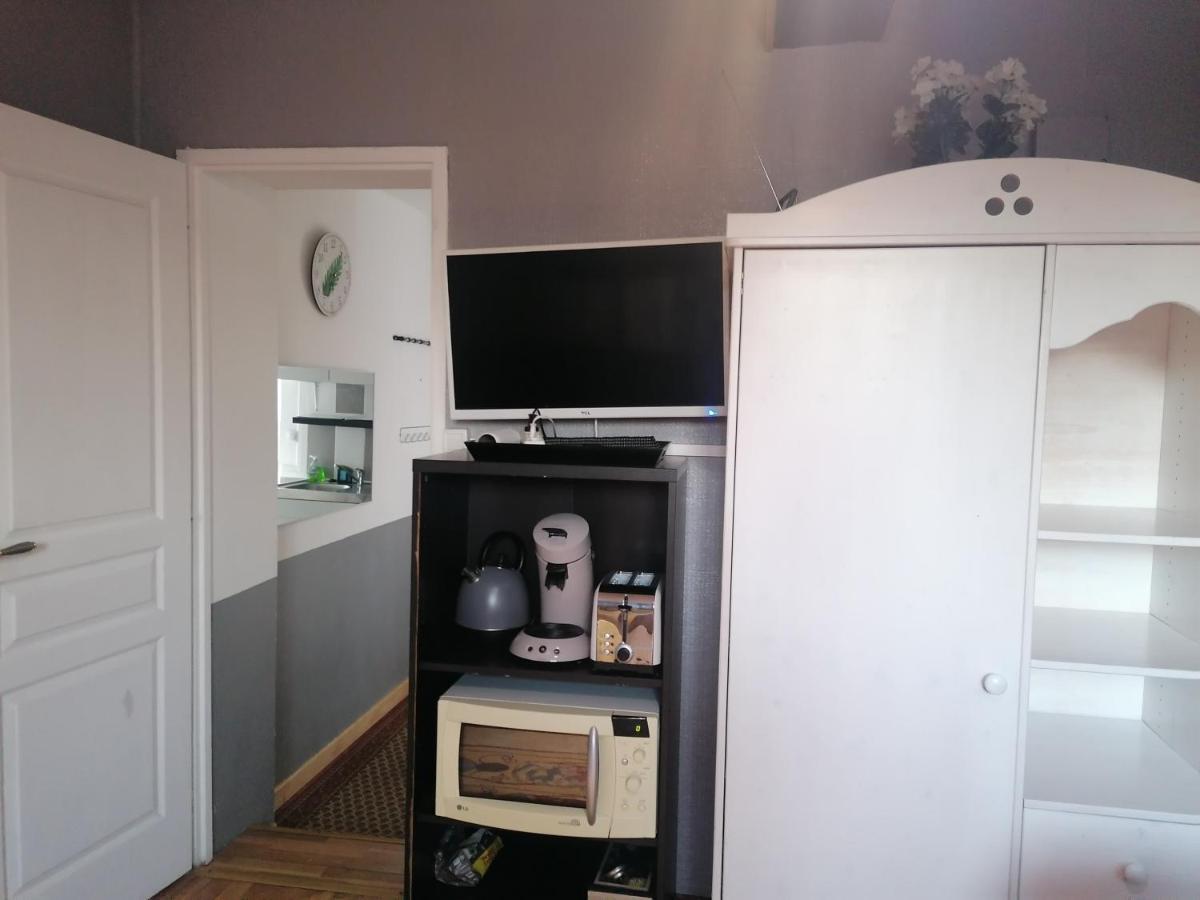Appartement charmant tout équipé 5mn Rouen Franqueville-Saint-Pierre Exterior foto